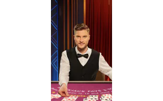 Blackjack 43 - Ruby — Pragmatic Play Live